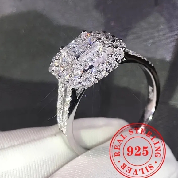 Sterling silver diamond ring - Picture 4 of 10